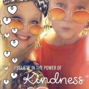 Meet your Posher, Deborah